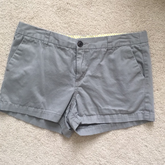 arsenal shorts with pockets